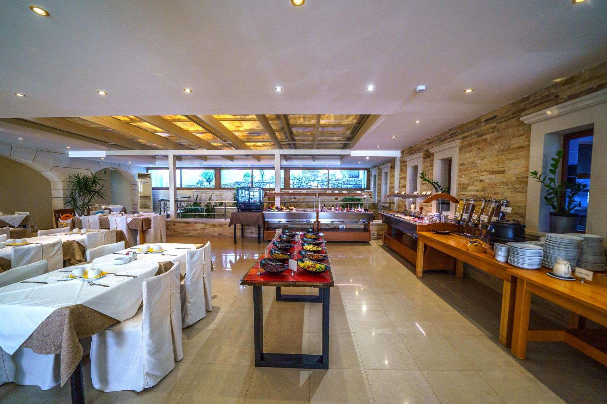 Macaris Suites & Spa Rethymno  Bagian luar foto